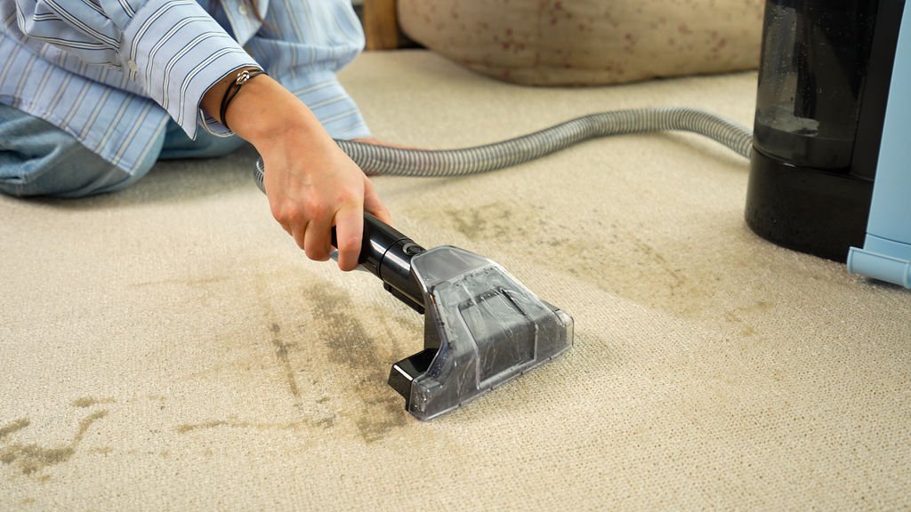 Carpet cleaner